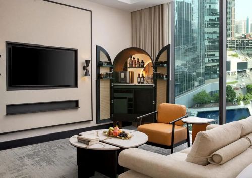 Superior Pool View Room